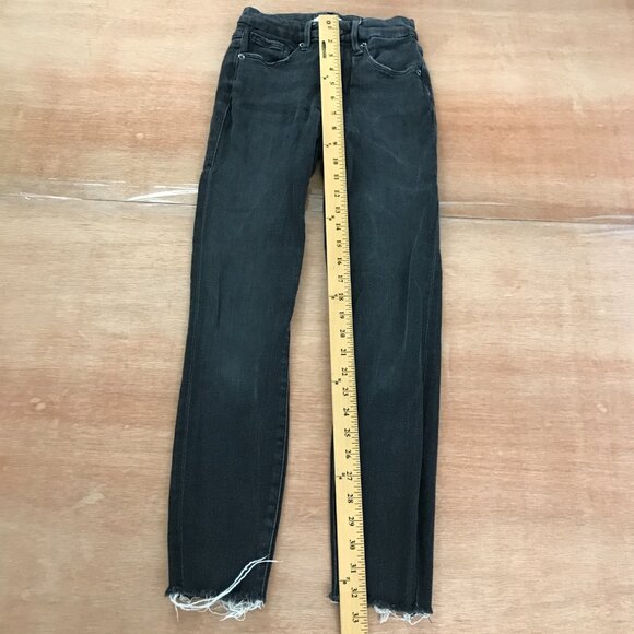 Good American Good Legs Jeans Women size 00/24 Black Frayed Hem Straight Leg - Picture 5 of 12